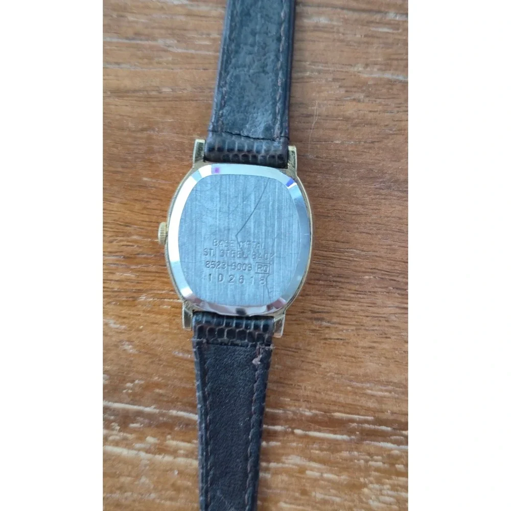 Seiko SQ Quartz Watch Womens Small Brown Gold Tone Day Date Vintage Classic